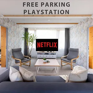 Plzenska 465 Free Parking & Ps3 Прага